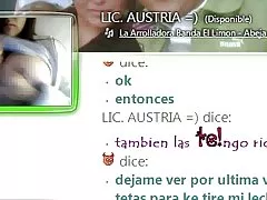 O cara lamber a menina virilha