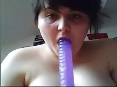 Fode vizinha enquanto o marido de limpar