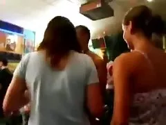 Vídeo pornô de velho e o jovem prostitutas, que ele foder