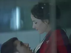 Magra pulou em uma tarde quente membro
