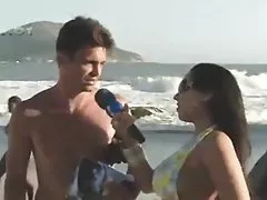 A ruiva lésbicas organizaram jogos pornô
