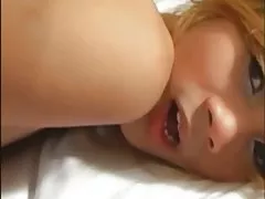 A jovem baba fode como a trave com e ele acaba a dela