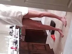 Beleza com fogo cabelos fode a boceta, o vibrador.