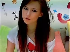 Menina tenta cum primeira vez do jato de água
