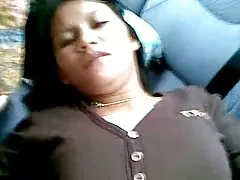 O cara fode a russa loira por dinheiro