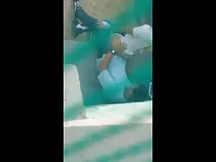 Te demos de beber do vinho, e depois, bem em um quarto de hotel
