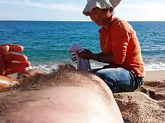 Selvagem de sexo lésbico duas cabras beira da piscina.