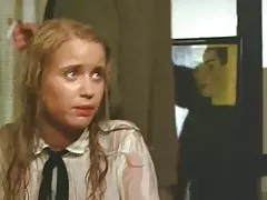 A loira dá em todos os buracos