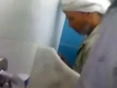 E fodeu