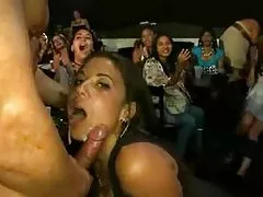 A faculdade de sexo com luxuosos